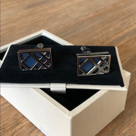 Burberry cuff links